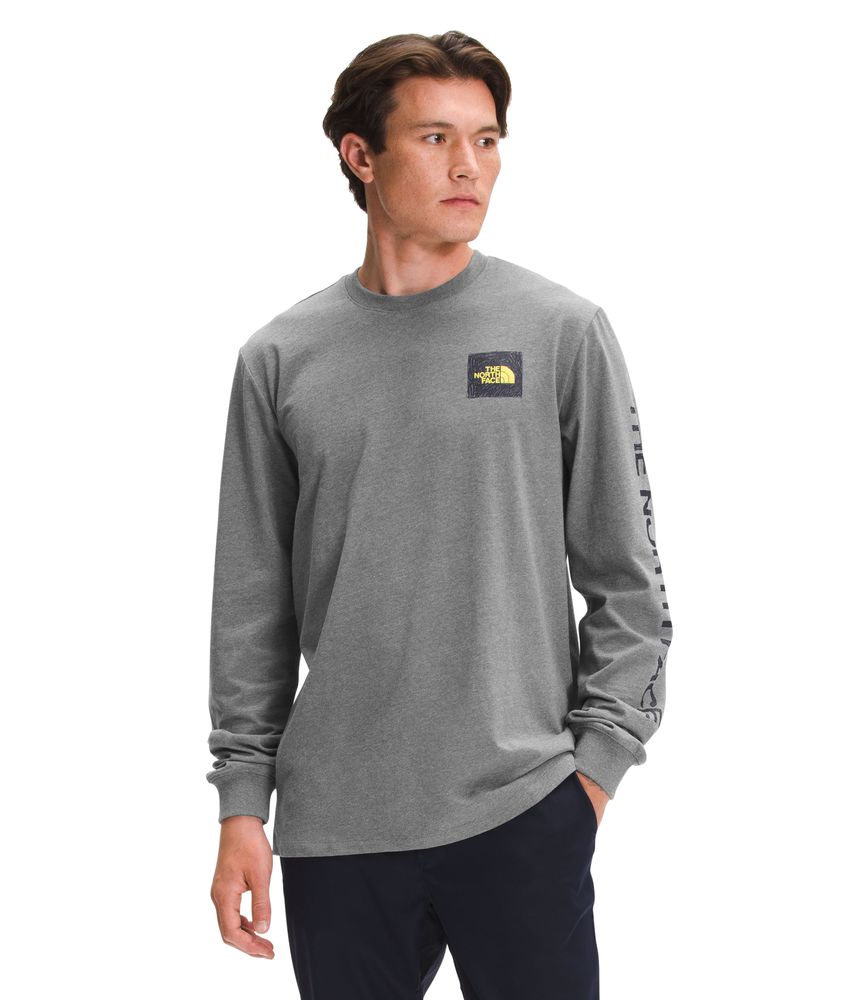 Camiseta-L-S-Logo-Play-Tee-Hombre-Gris-The-North-Face