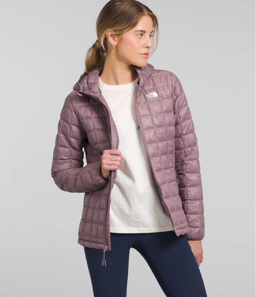 Chaqueta-Thermoball-Eco-Hoodie-2.0-Lila-Mujer-The-North-Face