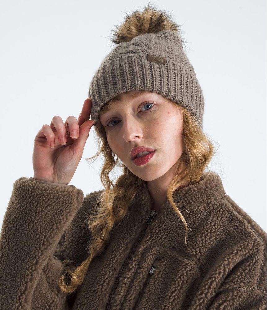 Gorro-Oh-Mega-Fur-Pom-Beanie-Cafe-Mujer-The-North-Face-